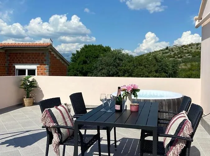 Nina Appartement Posedarje