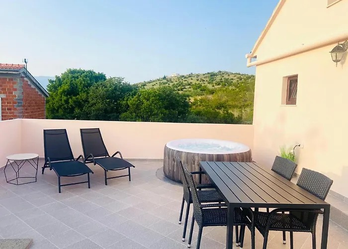 Nina Appartement Posedarje